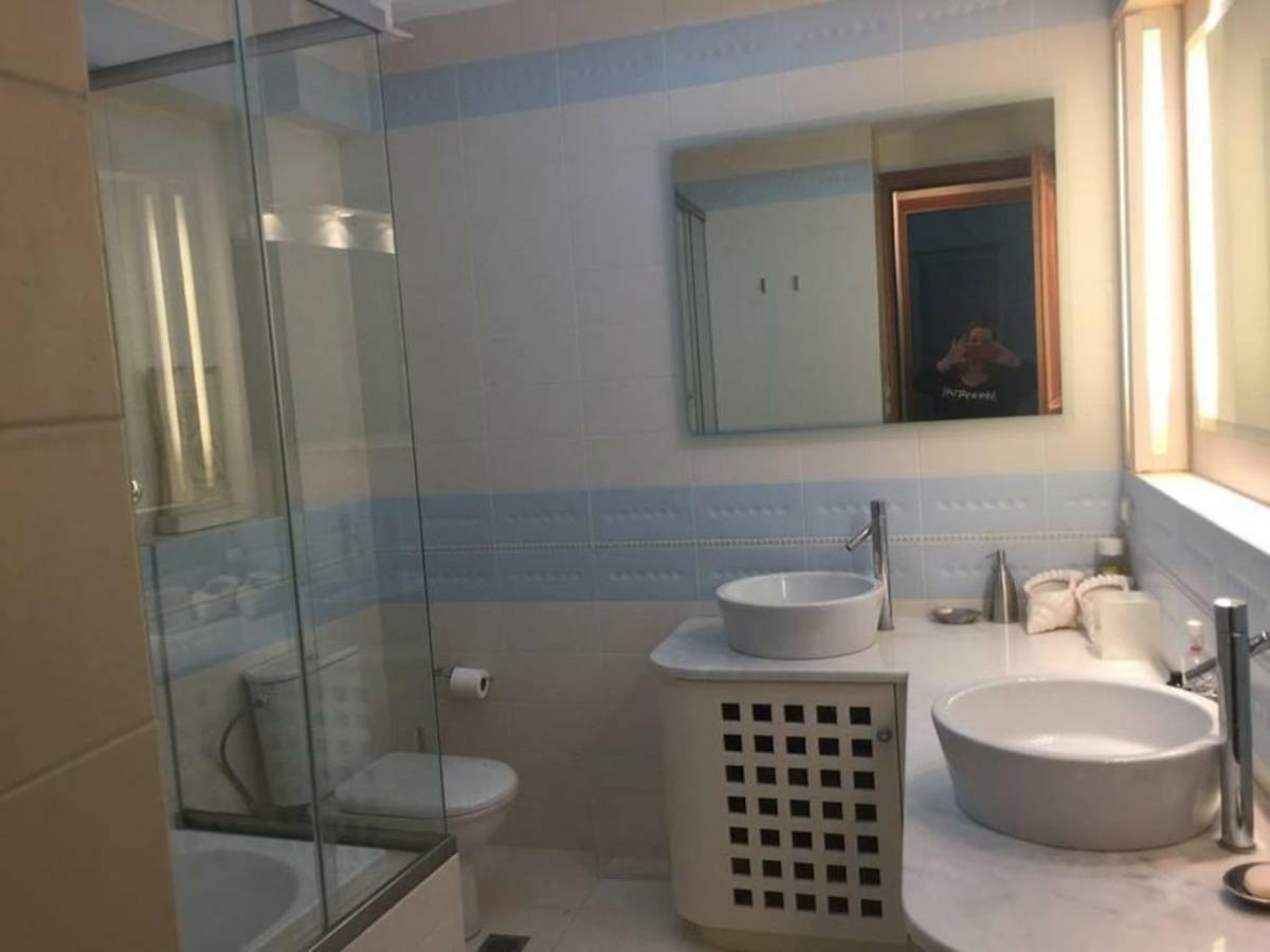 Azure Retreat Lejlighed Loutráki Eksteriør billede